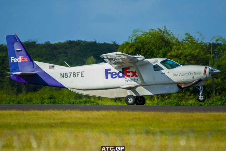 Cessna 208B Fedex N878FE