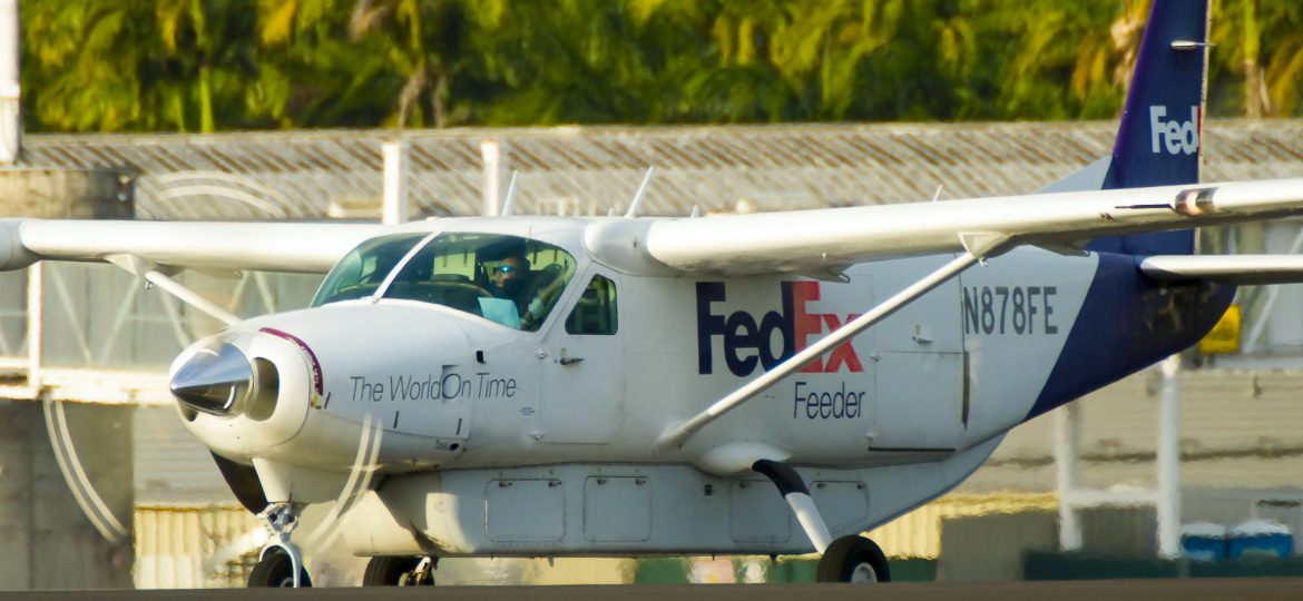 Cessna 208B Fedex Feeder N878FE
