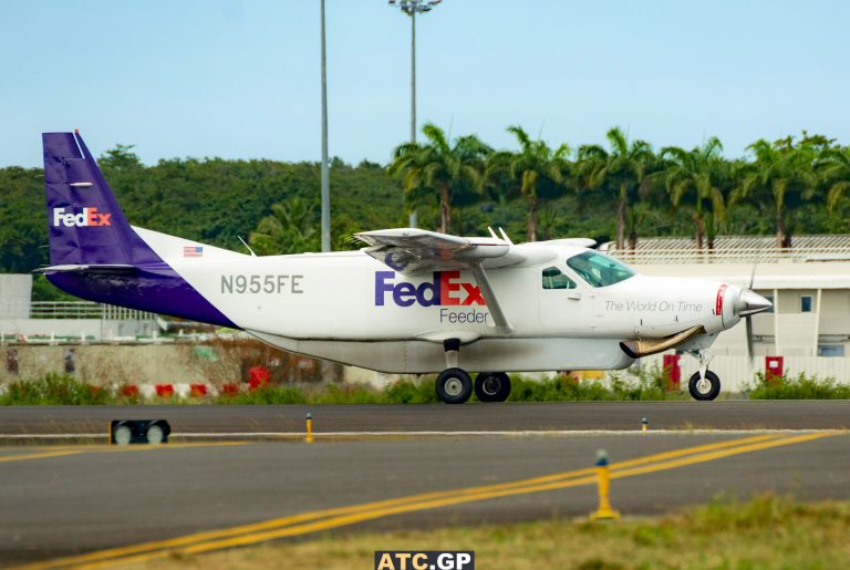 Cessna 208B Fedex N955FE