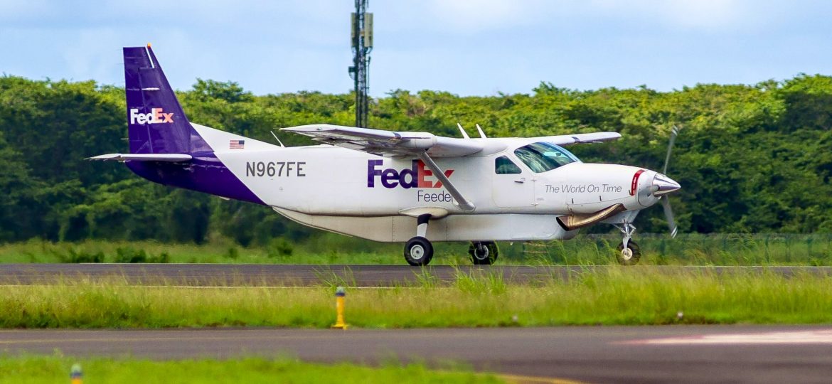 Cessna 208B Fedex Feeder N967FE