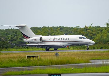 Cessna 700 NetJets N815QS