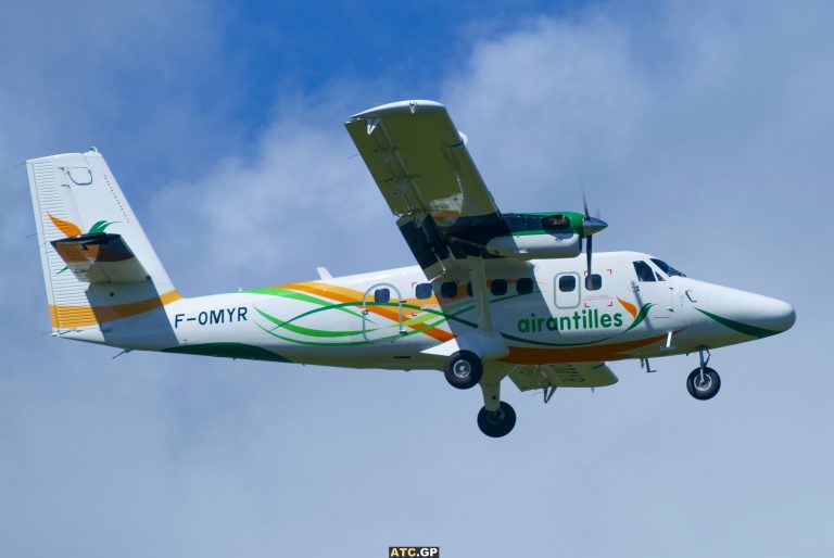 DHC-6-400 Air Antilles F-OMYR