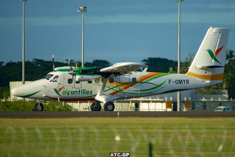 DHC-6-400 Air Antilles F-OMYR