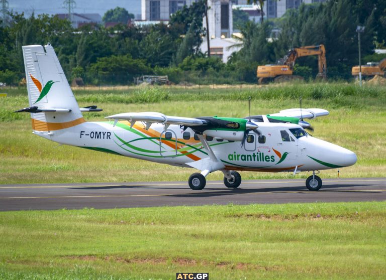 DHC-6-400 Air Antilles F-OMYR