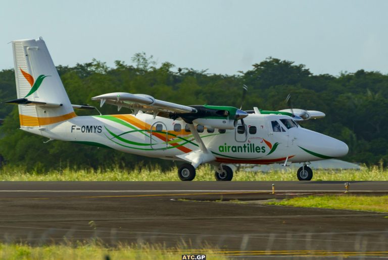 DHC-6-400 Air Antilles F-OMYS