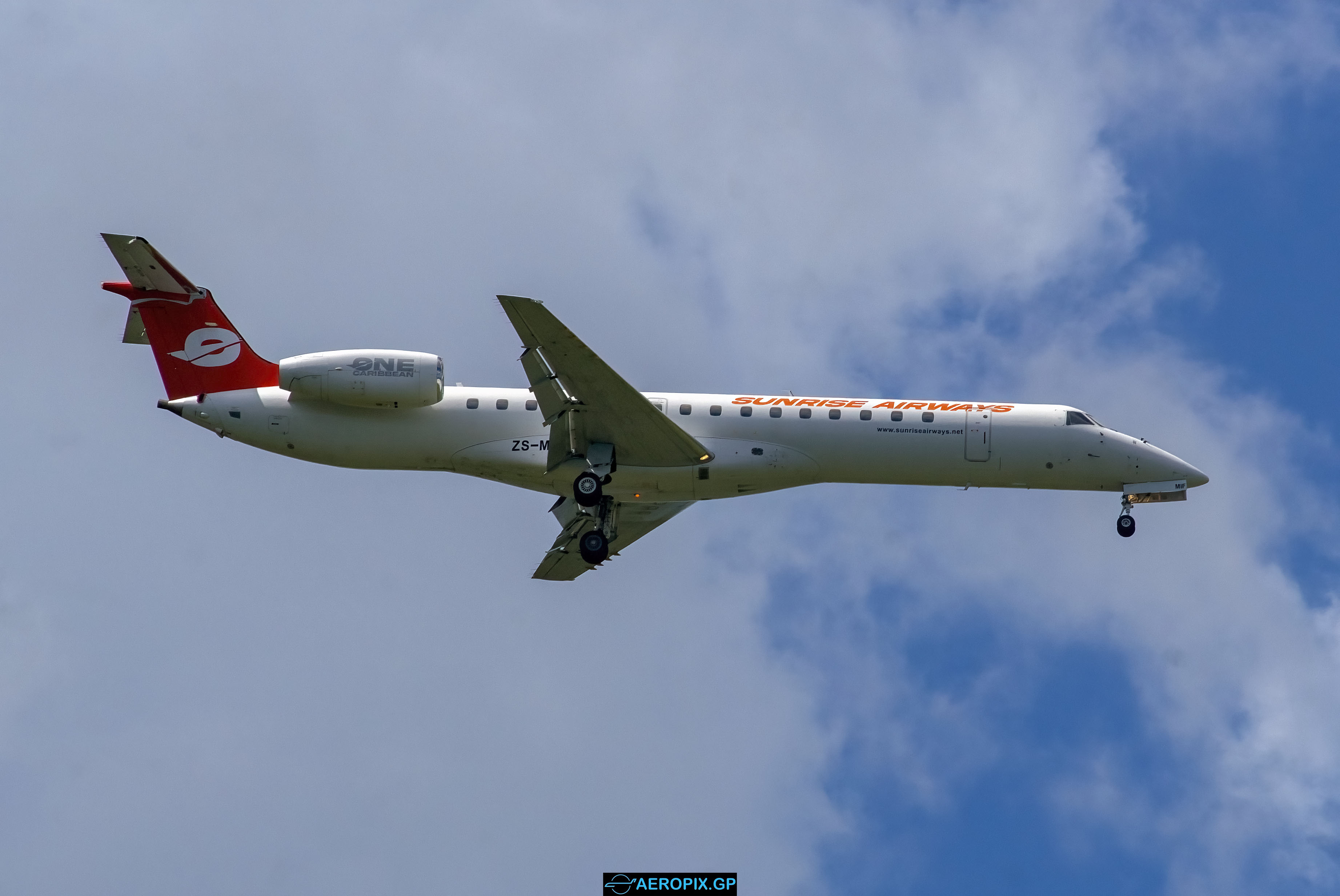 ERJ-145 Sunrise ZS-MIF