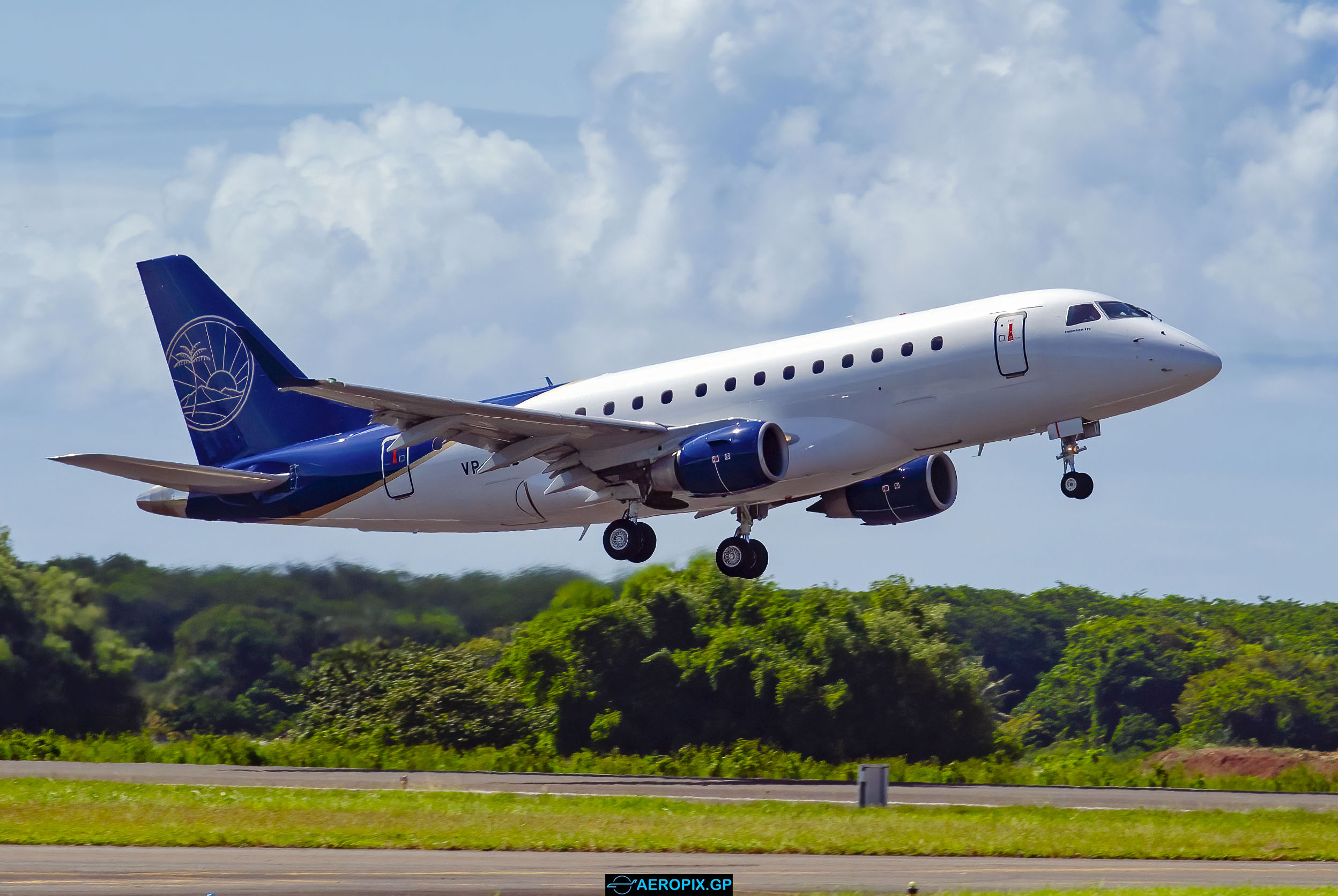 ERJ170-LR Aurora Anguilla VP-BEB