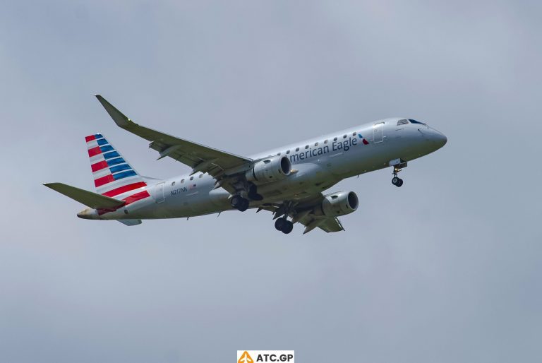 ERJ-175LR American Eagle N217NN