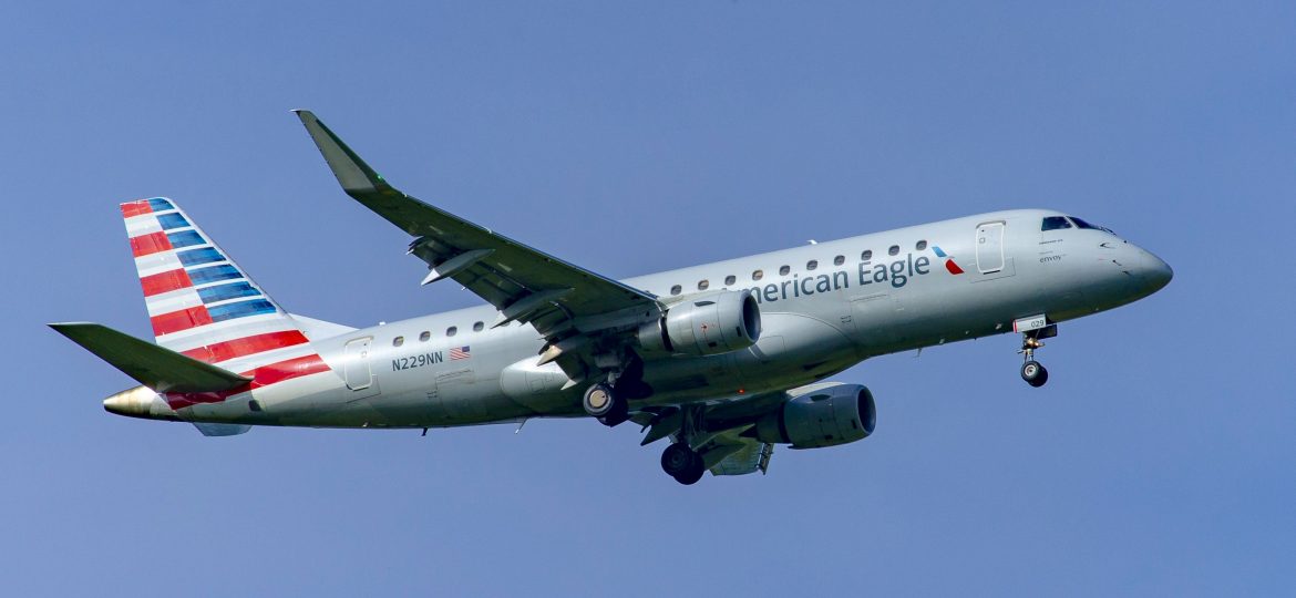 ERJ-175LR American Eagle N229NN