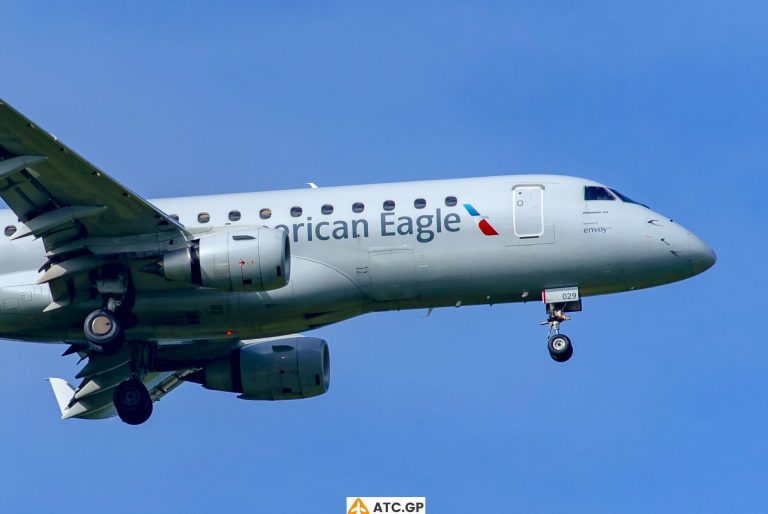 ERJ-175LR American Eagle N229NN