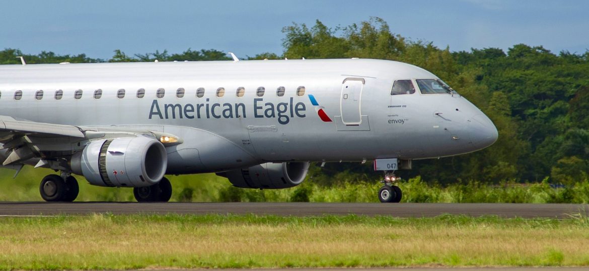 ERJ-175LR American Eagle N247NN