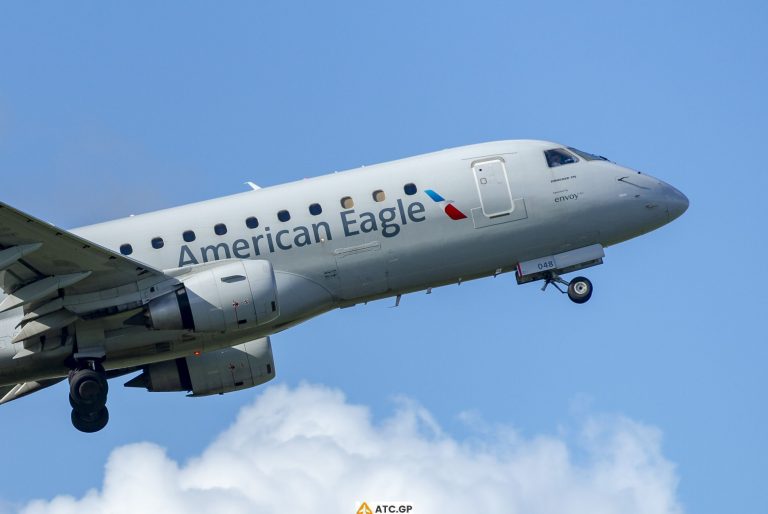 ERJ-175LR American Eagle N248NN