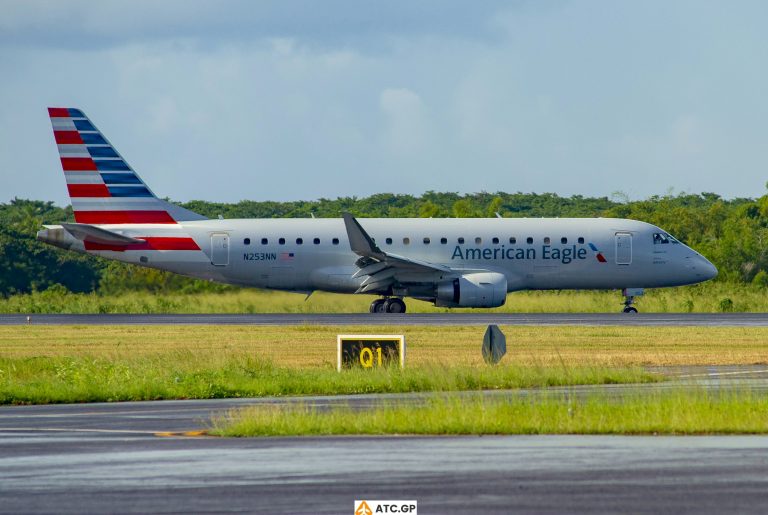 ERJ-175LR American Eagle N253NN