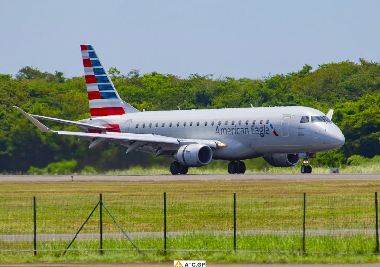 ERJ-175LR American Eagle N254NN