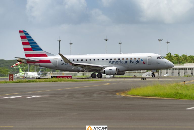 ERJ-175LR American Eagle N256NN