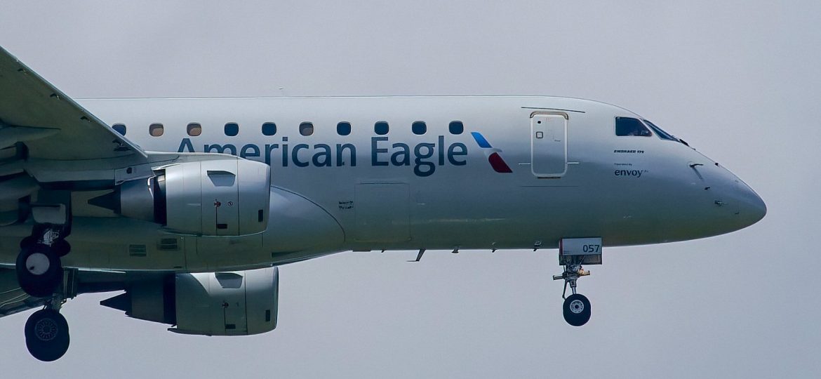 ERJ-175LR American Eagle N257NN