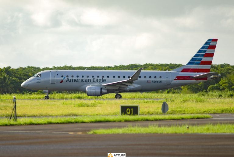 ERJ-175LR American Eagle N266NN