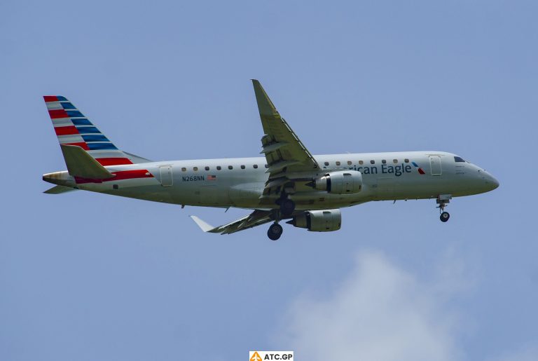 ERJ-175LR American Eagle N268NN