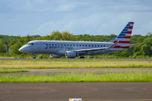 ERJ-175LR American Eagle N272NN