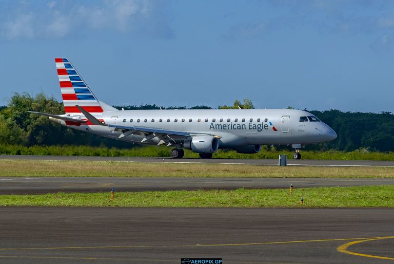 ERJ-175LR American Eagle N277NN