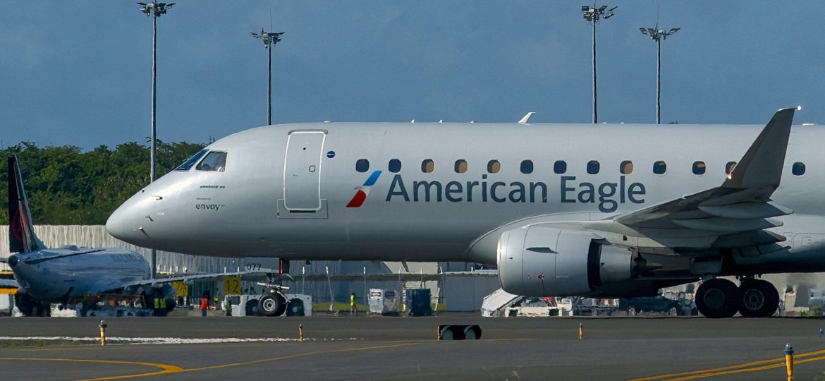 ERJ-175LR American Eagle N277NN