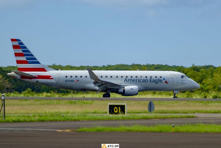 ERJ-175LR American Eagle N281NN