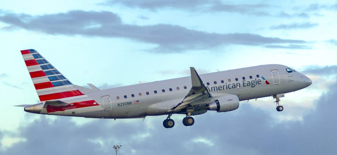 ERJ-175LR American Eagle N290NN