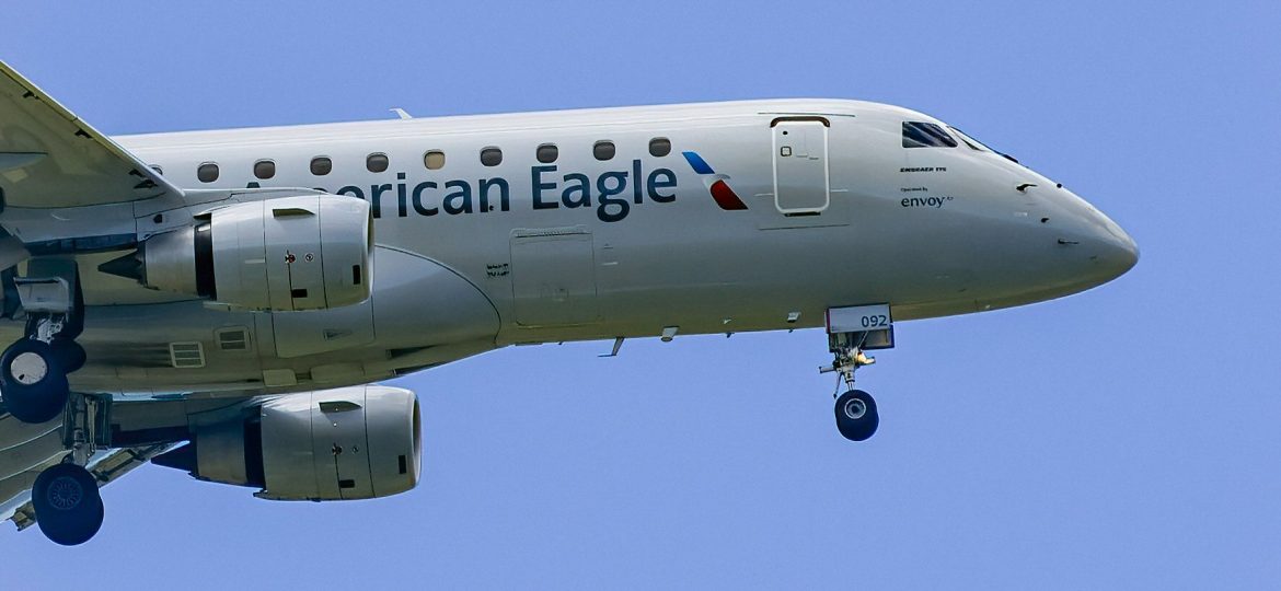 ERJ-175LR American Eagle N292NN