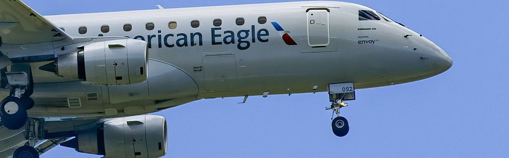 ERJ-175LR American Eagle N292NN