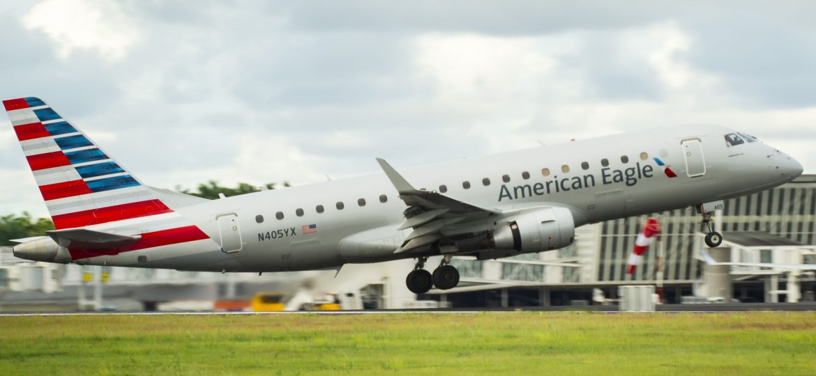 ERJ-175LR American Eagle N405YX