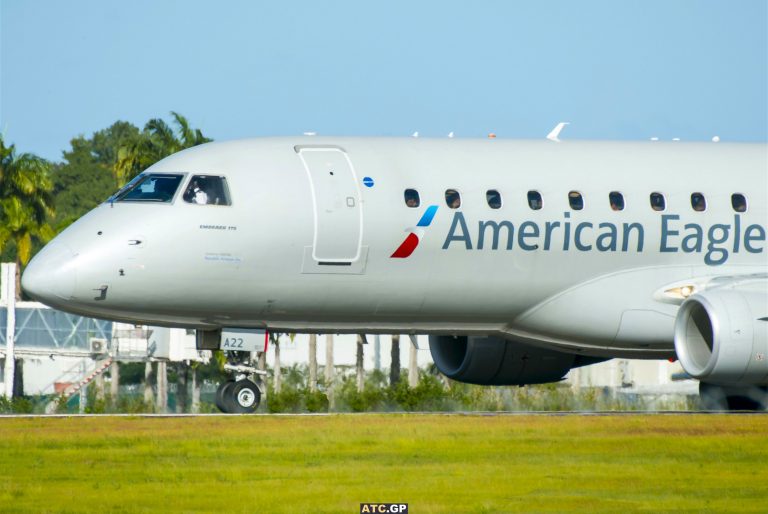 ERJ-175LR American Eagle N422YX