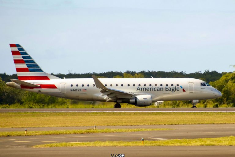 ERJ-175LR American Eagle N447YX