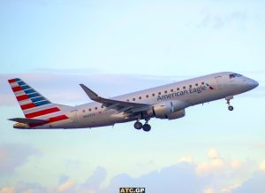 ERJ-175LR American Eagle N447YX