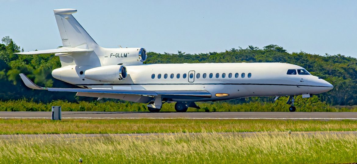 Falcon 8X Dassault Falcon Service F-GLLM