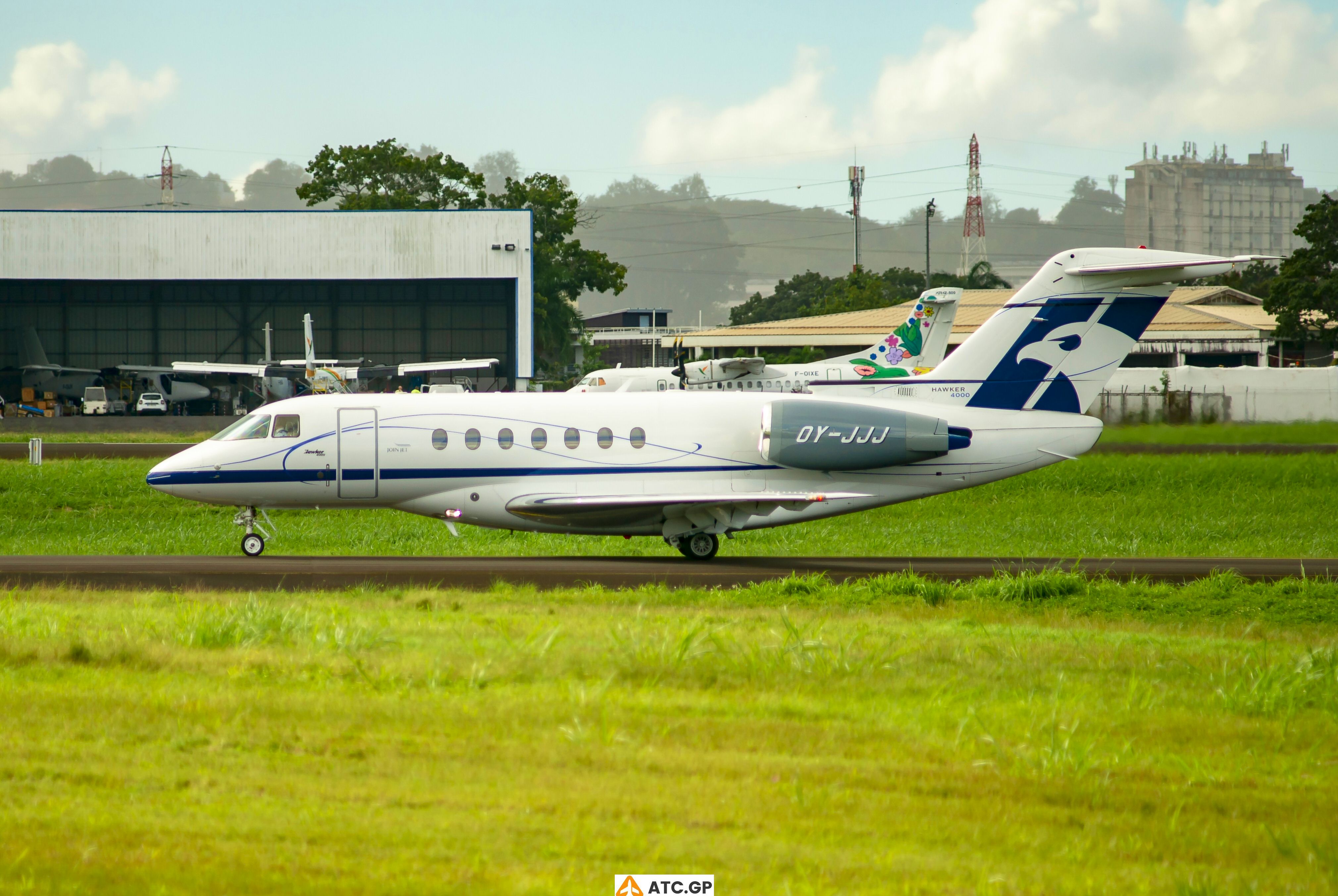 Hawker 4000 Sun-Air OY-JJJ