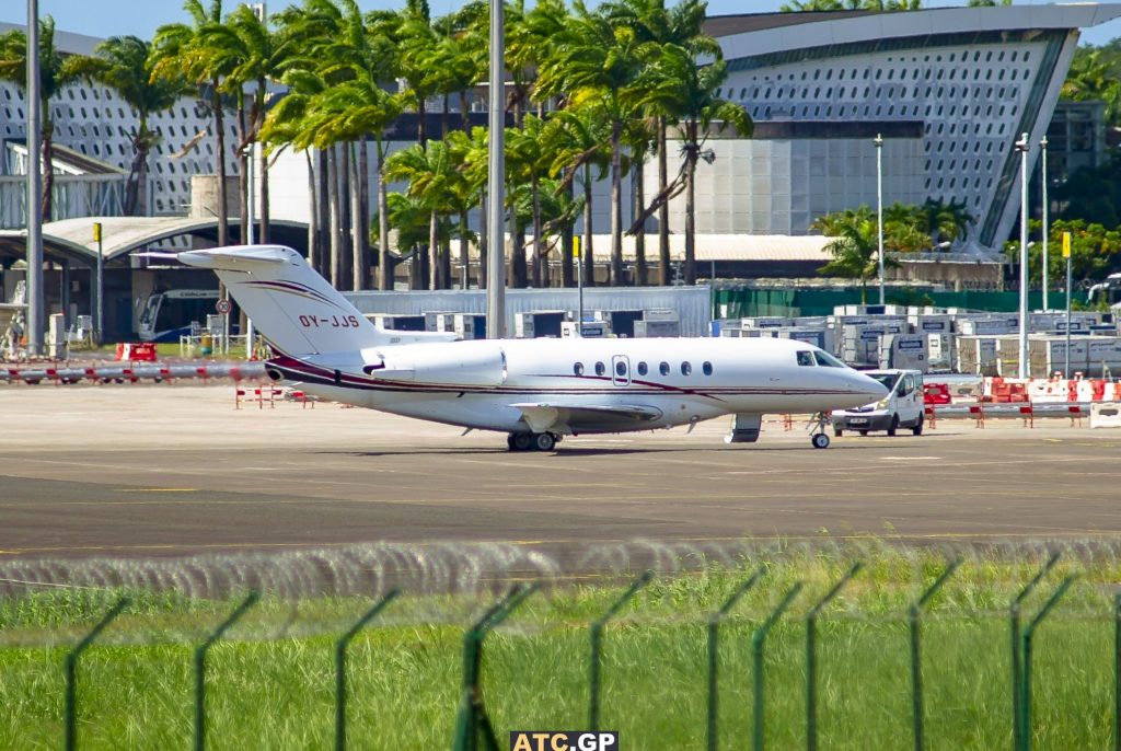 Hawker 4000 Sun-Air OY-JJS