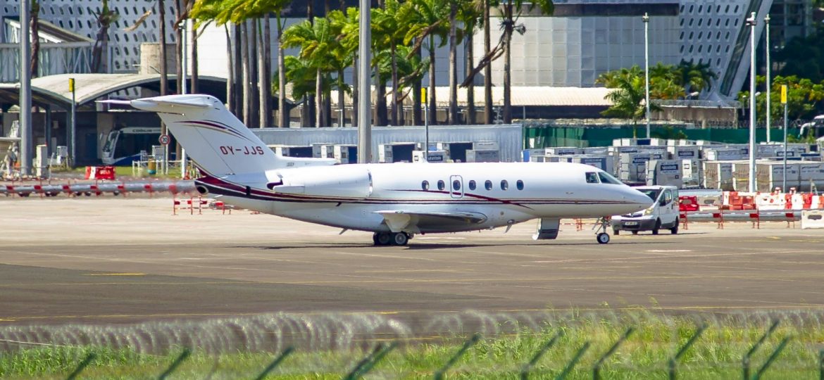 Hawker 4000 Sun-Air OY-JJS