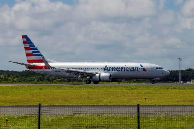 B737-800 American N971NN